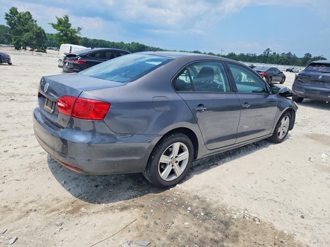 2013 Volkswagen Jetta S Silver vin: 3VW2K7AJ0DM352658