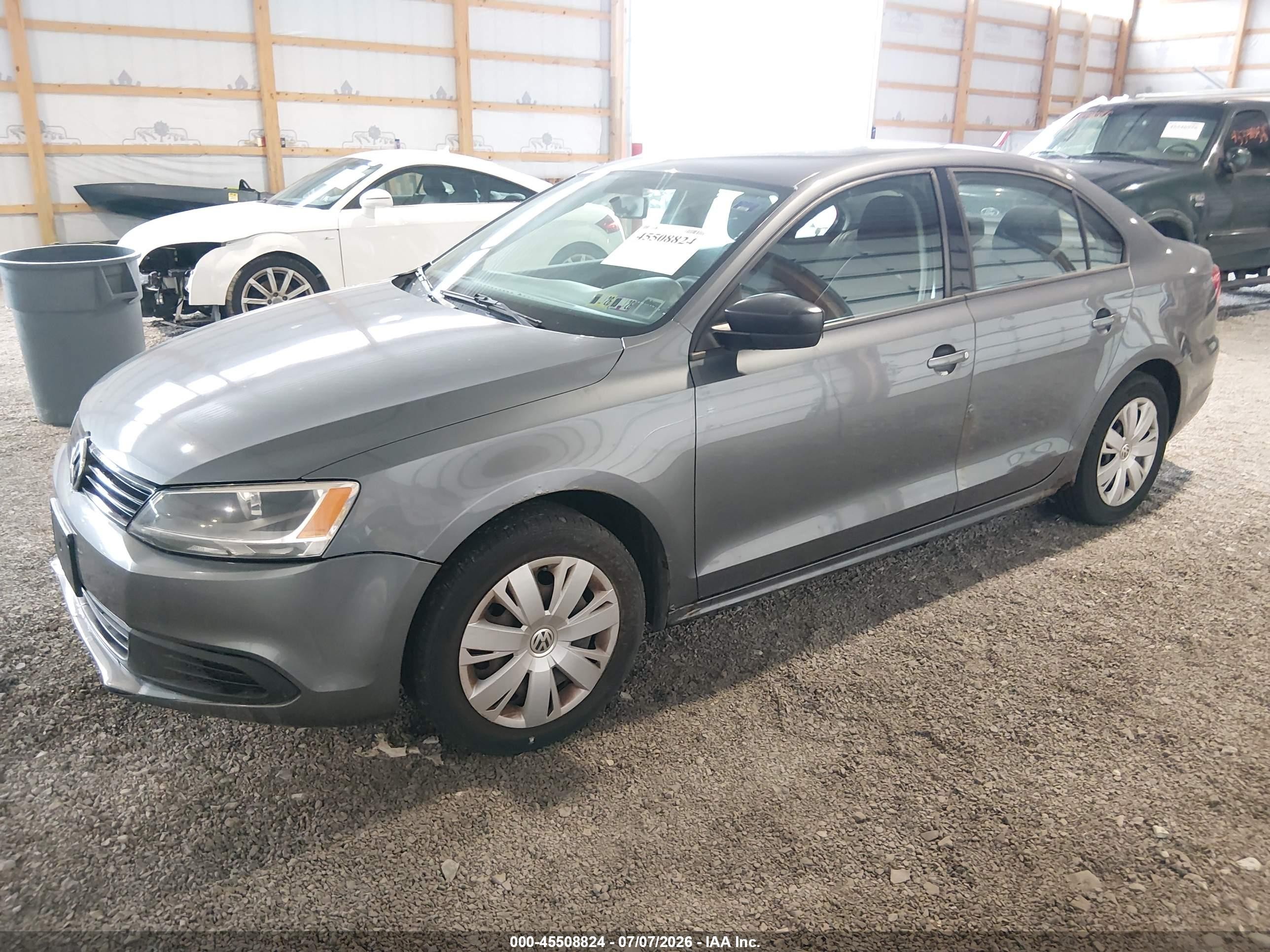 2013 Volkswagen Jetta 2.0l S Gray vin: 3VW2K7AJ0DM367144