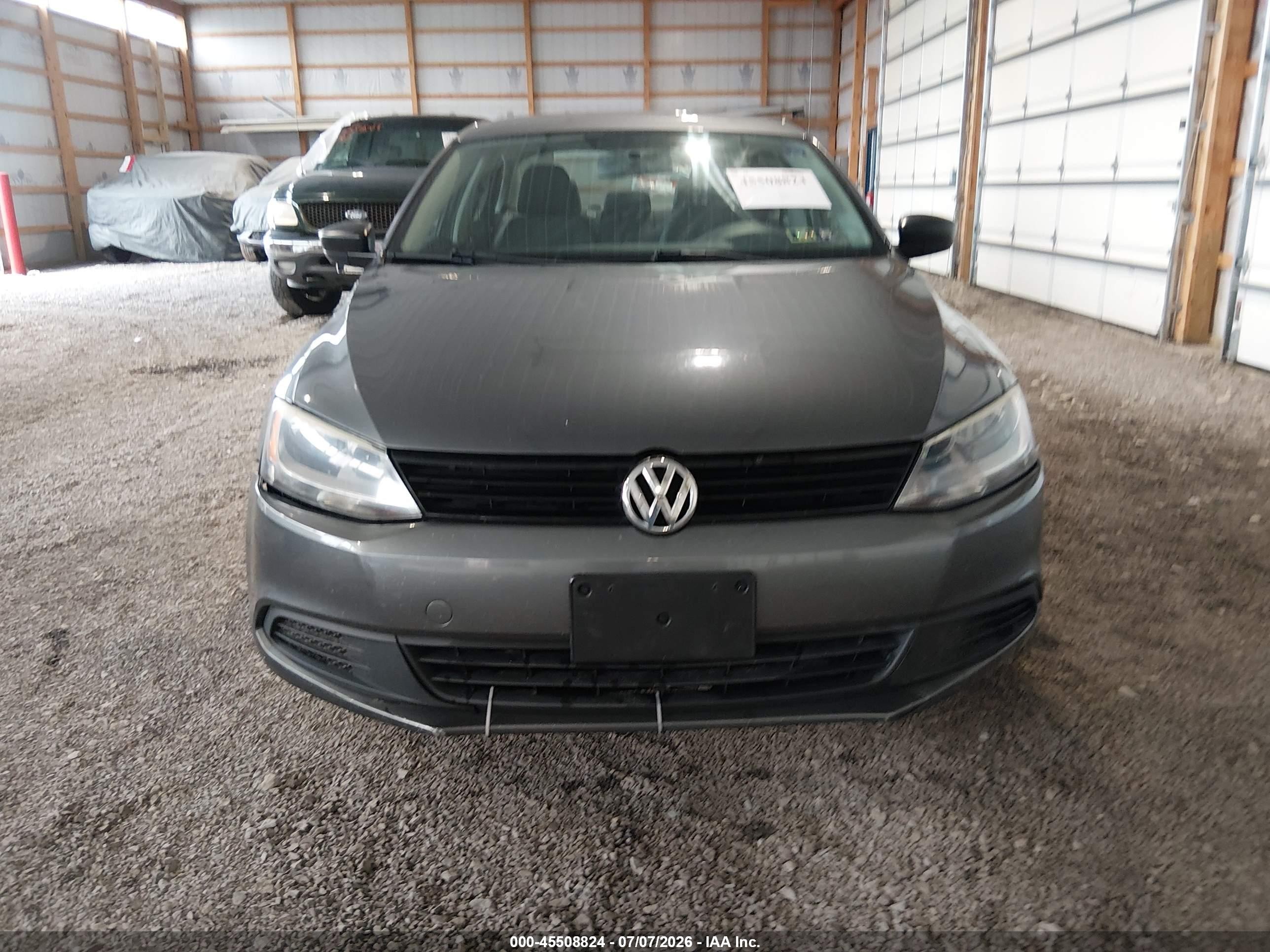 2013 Volkswagen Jetta 2.0l S Gray vin: 3VW2K7AJ0DM367144