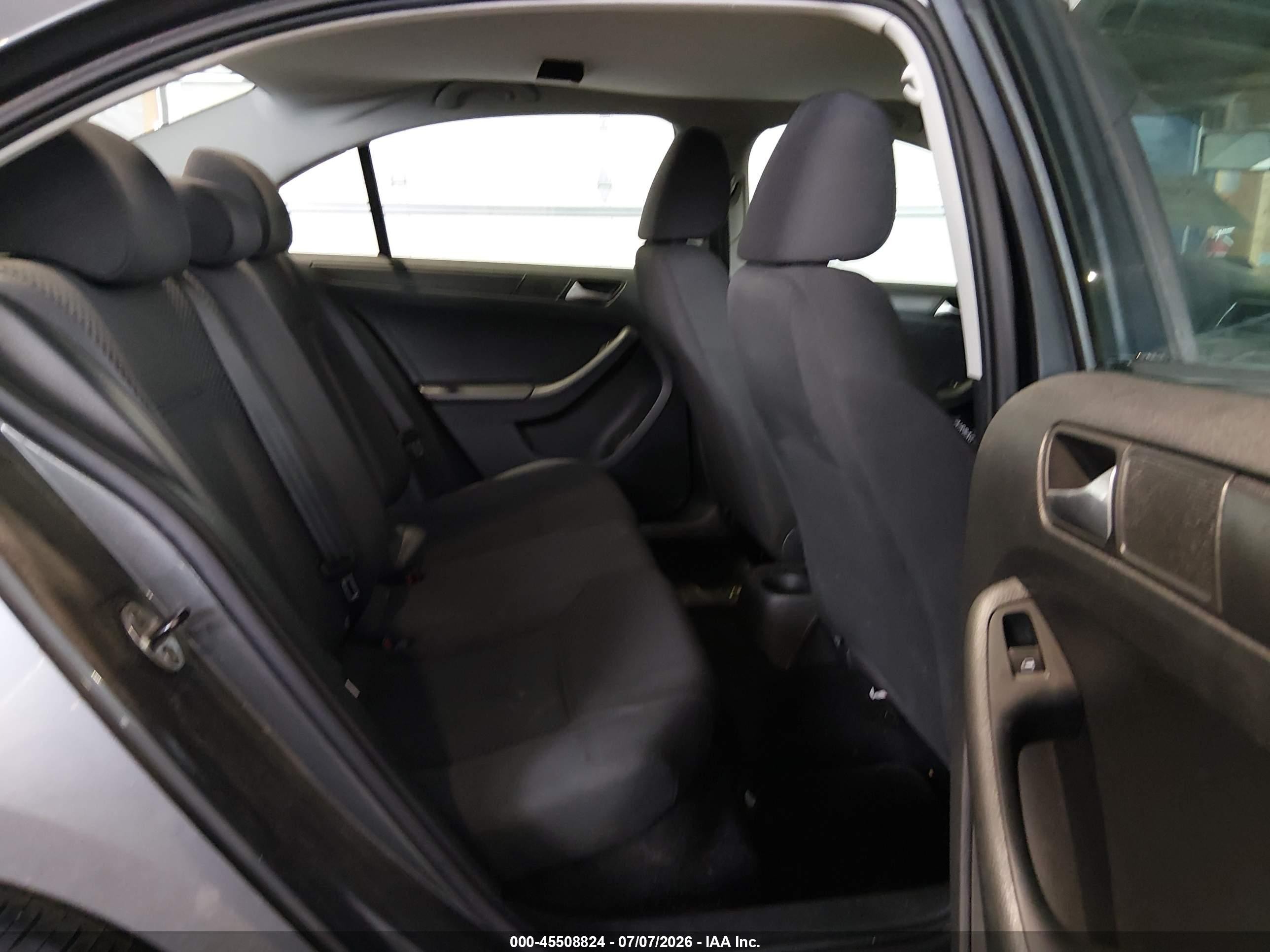 2013 Volkswagen Jetta 2.0l S Gray vin: 3VW2K7AJ0DM367144