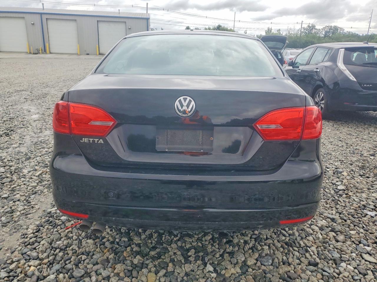 2013 Volkswagen Jetta Base Black vin: 3VW2K7AJ0DM368911