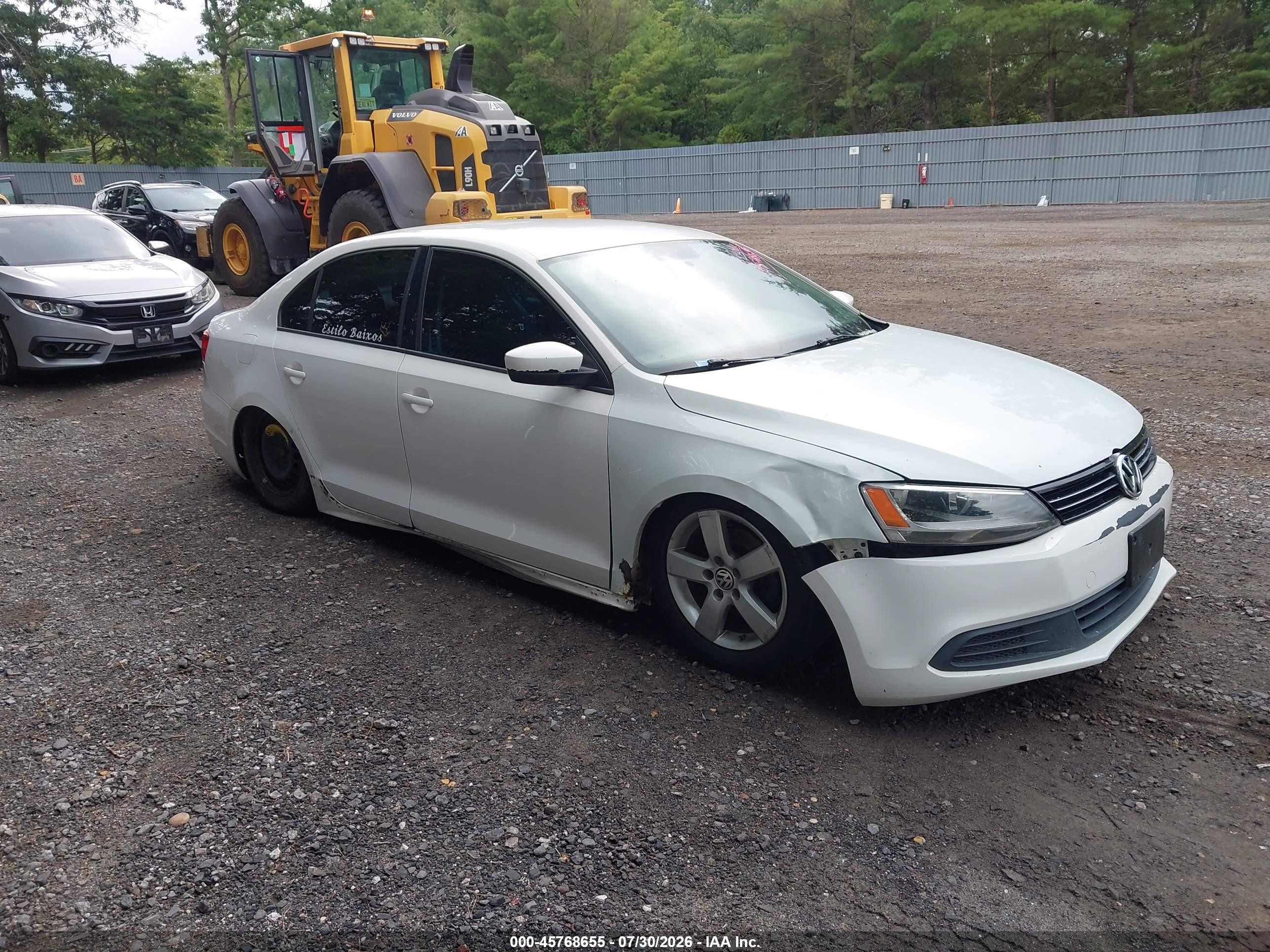 3VW2K7AJ0DM372893