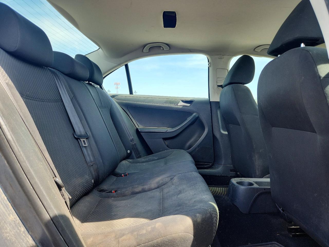 2013 Volkswagen Jetta Base Silver vin: 3VW2K7AJ0DM400952