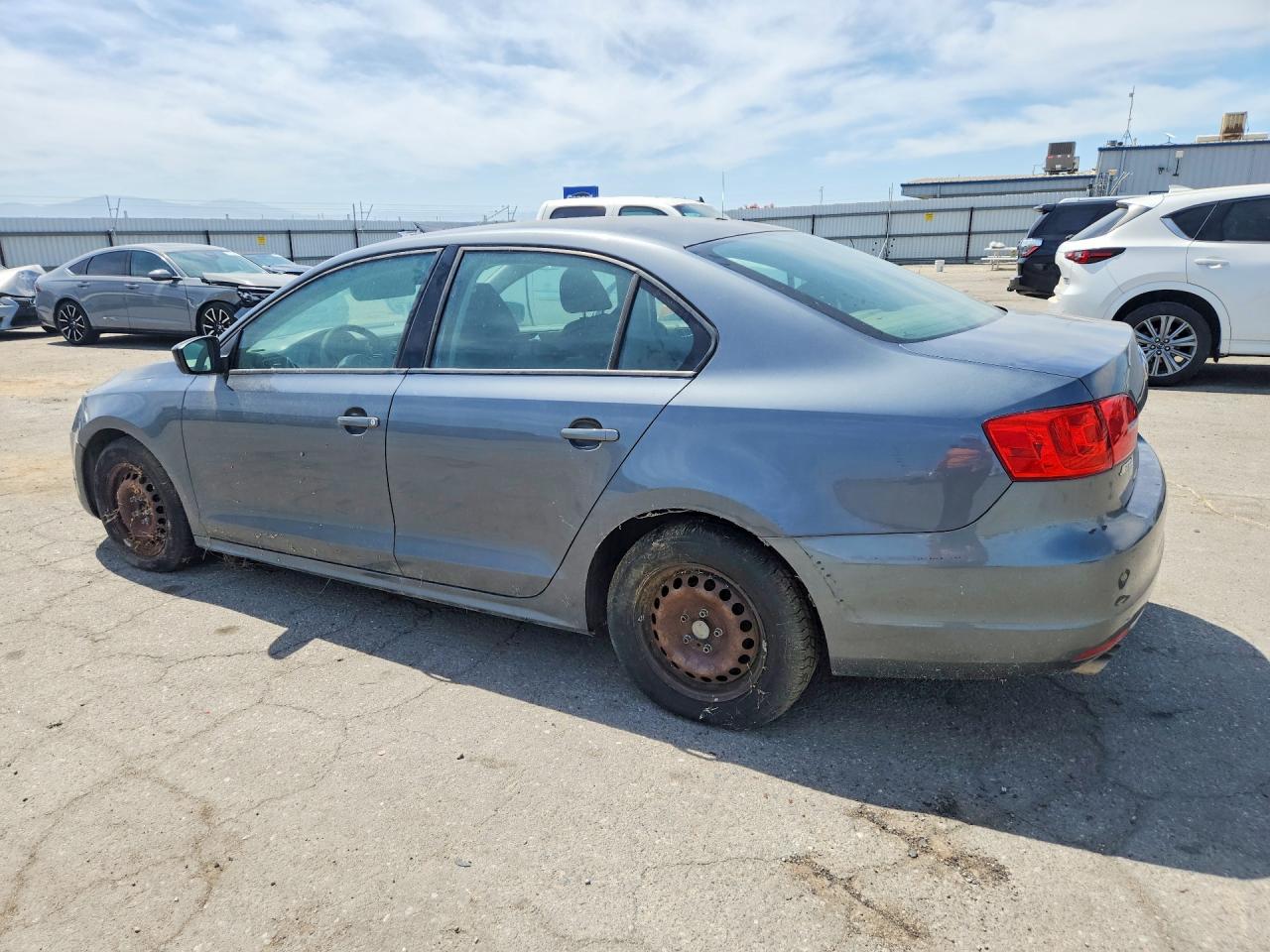 2013 Volkswagen Jetta Base Silver vin: 3VW2K7AJ0DM400952
