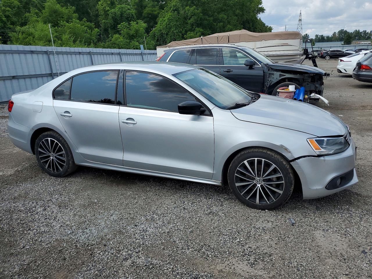 2013 Volkswagen Jetta Base Silver vin: 3VW2K7AJ0DM403799