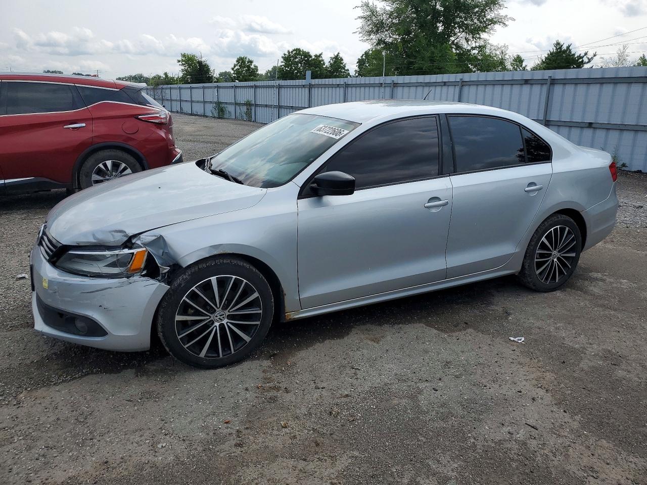 3VW2K7AJ0DM403799