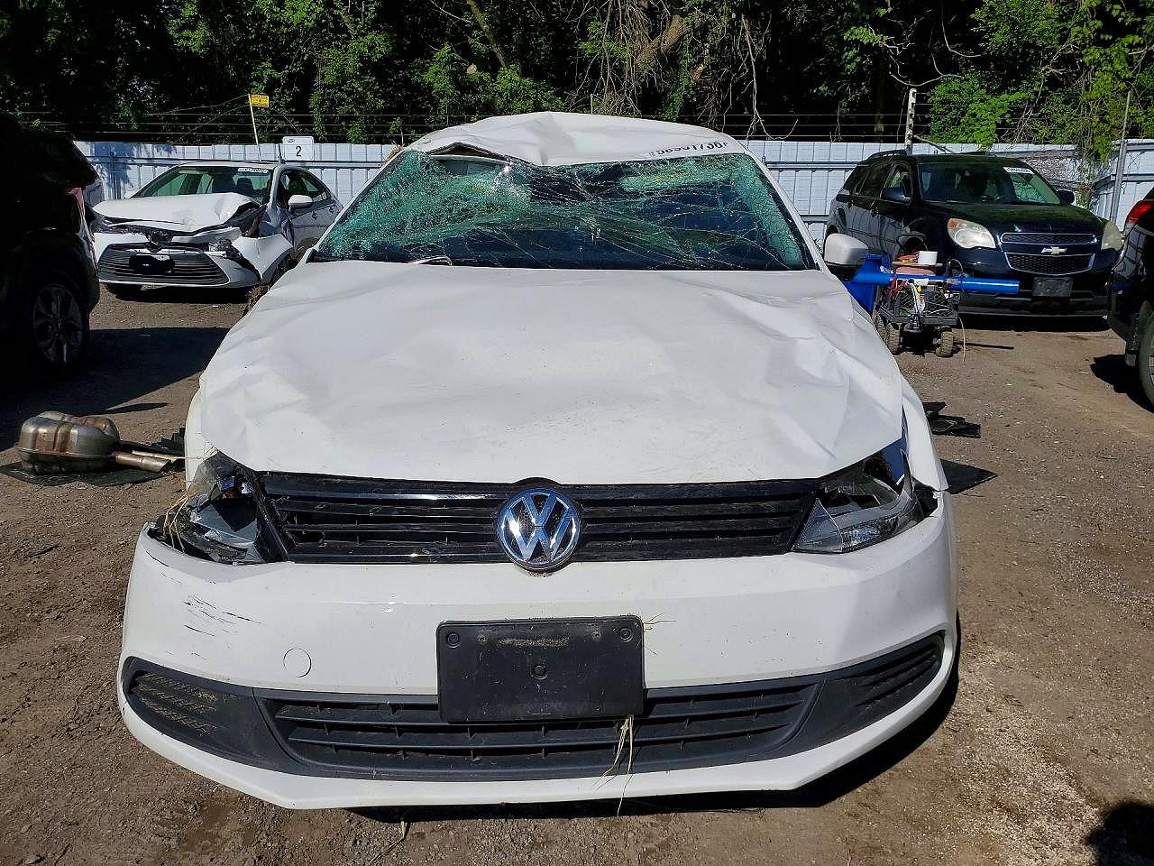 2014 Volkswagen Jetta Base White vin: 3VW2K7AJ0EM229038