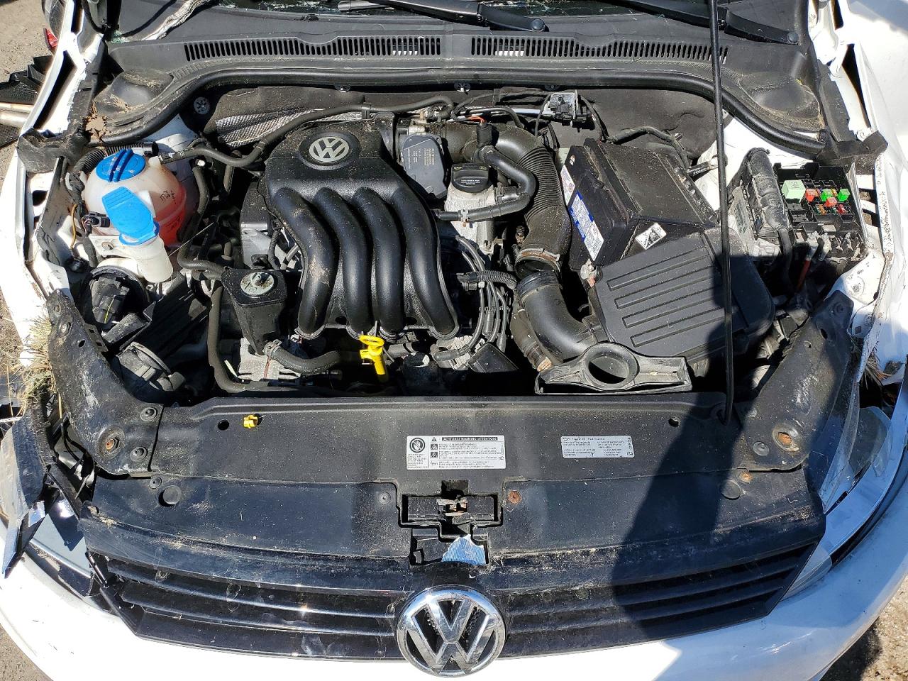 2014 Volkswagen Jetta Base White vin: 3VW2K7AJ0EM229038