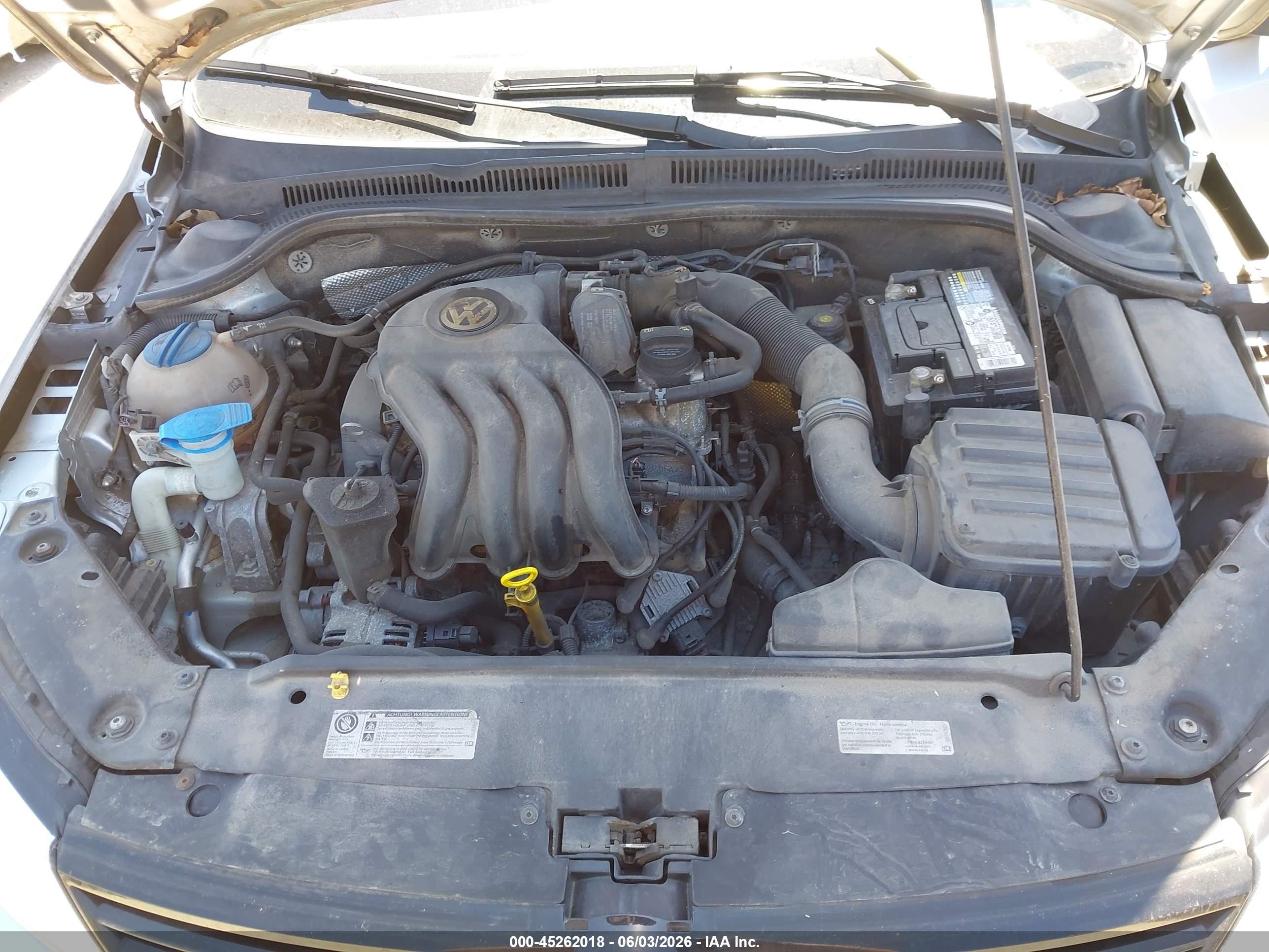 2014 Volkswagen Jetta 2.0l S Silver vin: 3VW2K7AJ0EM288977