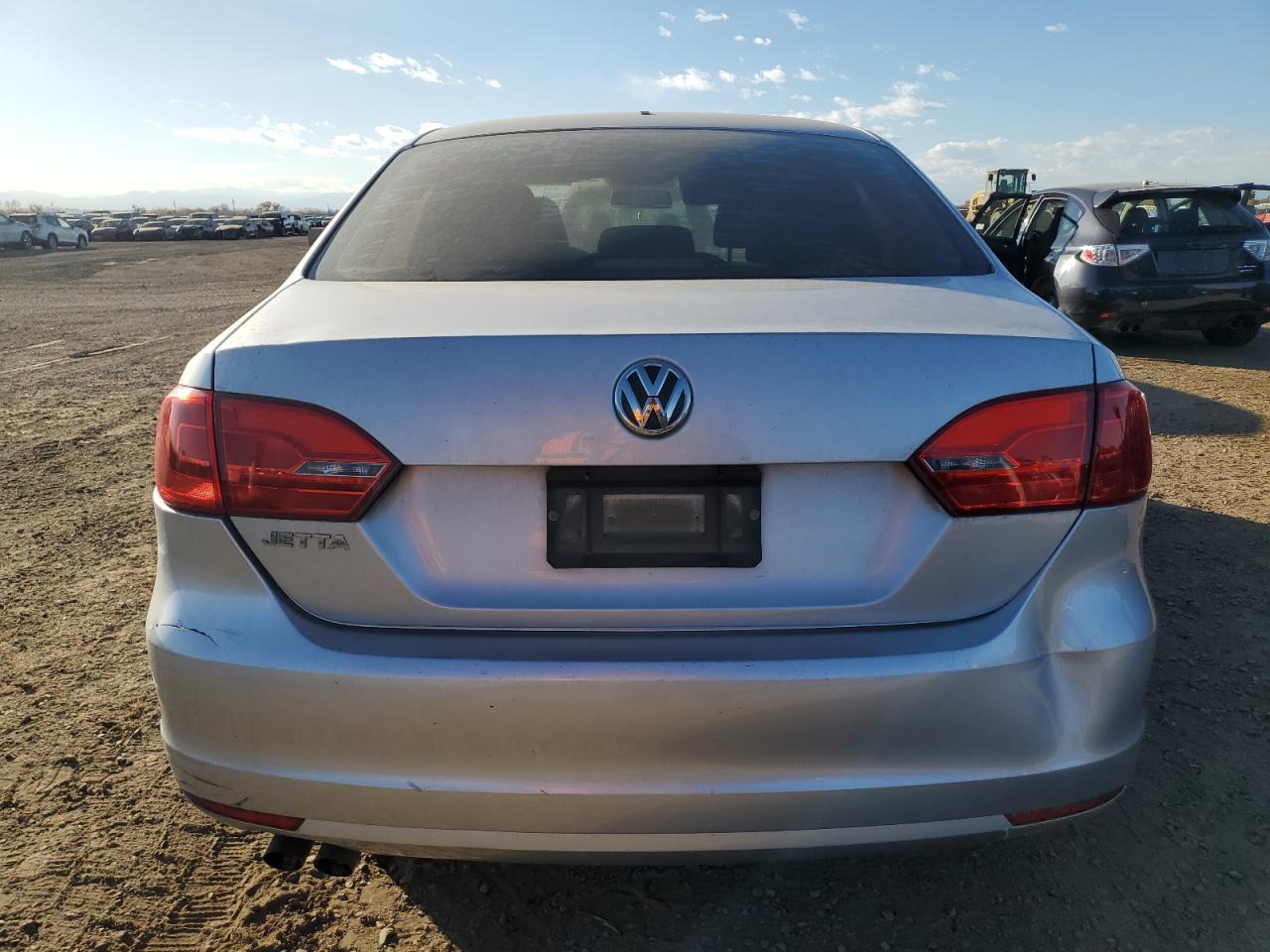 2014 Volkswagen Jetta Base Silver vin: 3VW2K7AJ0EM310721