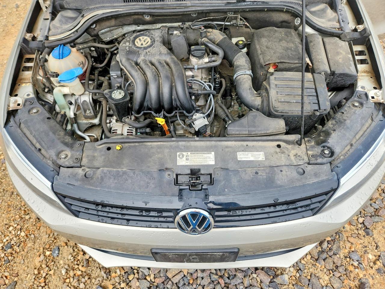 2014 Volkswagen Jetta Base Tan vin: 3VW2K7AJ0EM316695