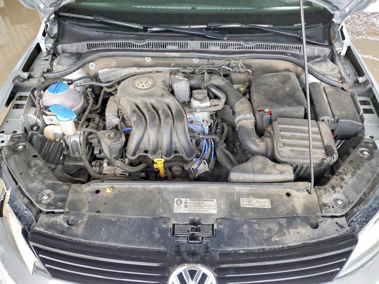 2014 Volkswagen Jetta Base Серебряный vin: 3VW2K7AJ0EM357991