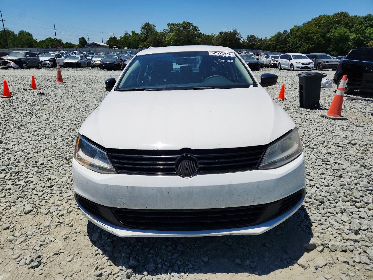 2014 Volkswagen Jetta Base White vin: 3VW2K7AJ0EM361801