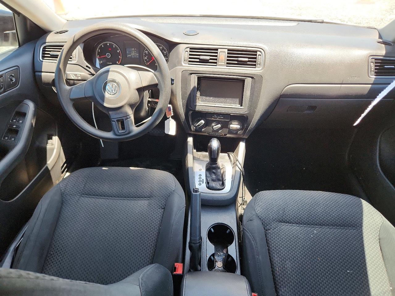 2014 Volkswagen Jetta Base White vin: 3VW2K7AJ0EM361801