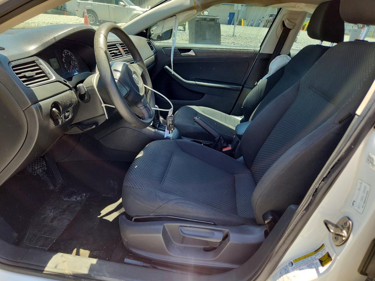 2014 Volkswagen Jetta Base White vin: 3VW2K7AJ0EM361801