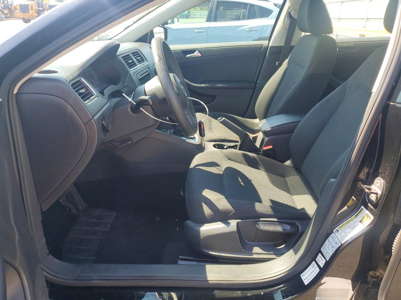 2014 Volkswagen Jetta Base Black vin: 3VW2K7AJ0EM404405