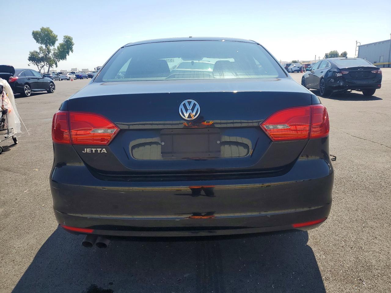 2014 Volkswagen Jetta Base Black vin: 3VW2K7AJ0EM404405