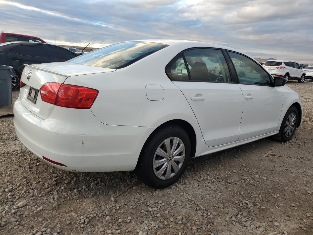 2014 Volkswagen Jetta Base White vin: 3VW2K7AJ0EM429658