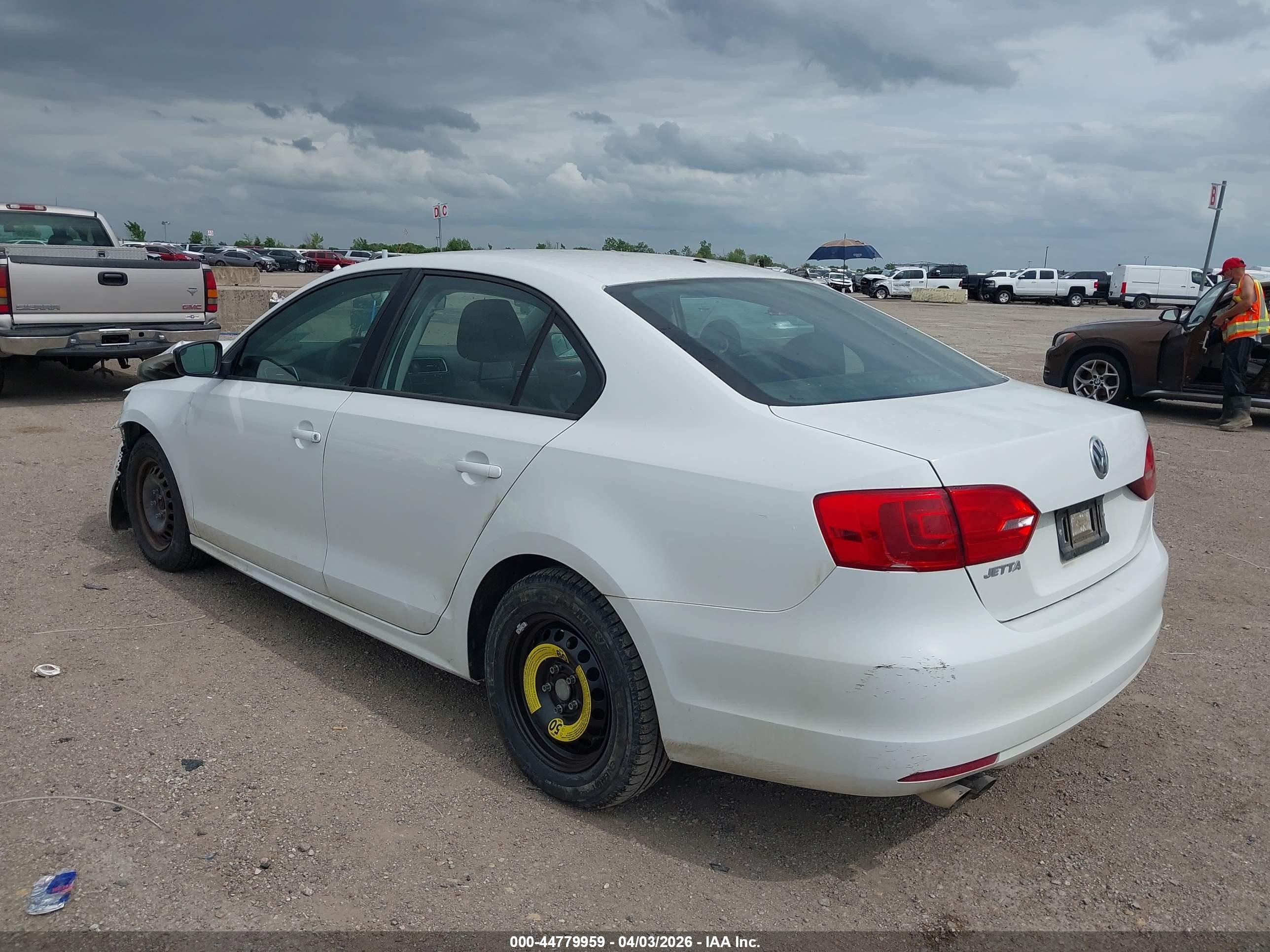 2014 Volkswagen Jetta 2.0l S White vin: 3VW2K7AJ0EM436559