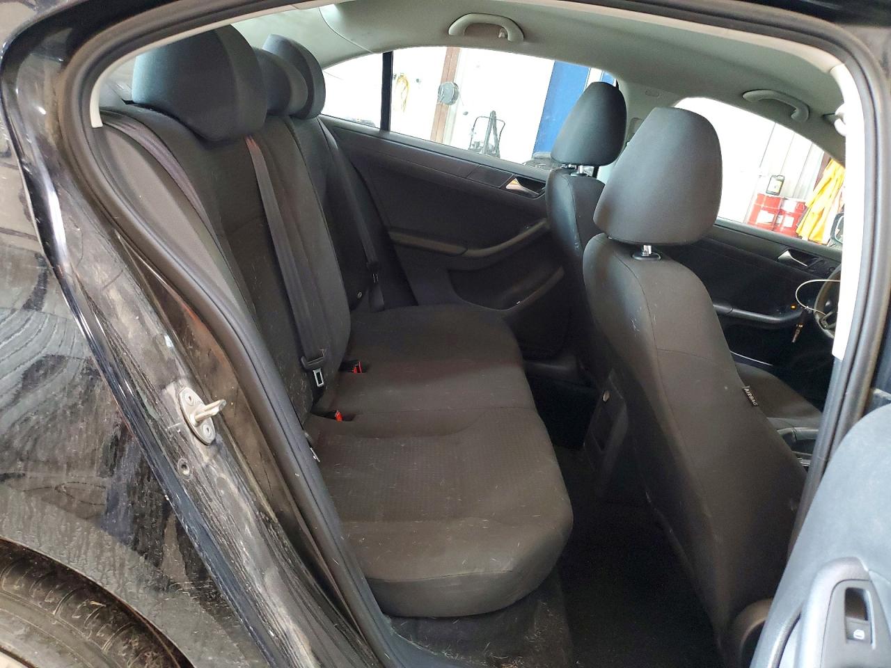 2015 Volkswagen Jetta Base Черный vin: 3VW2K7AJ0FM281335