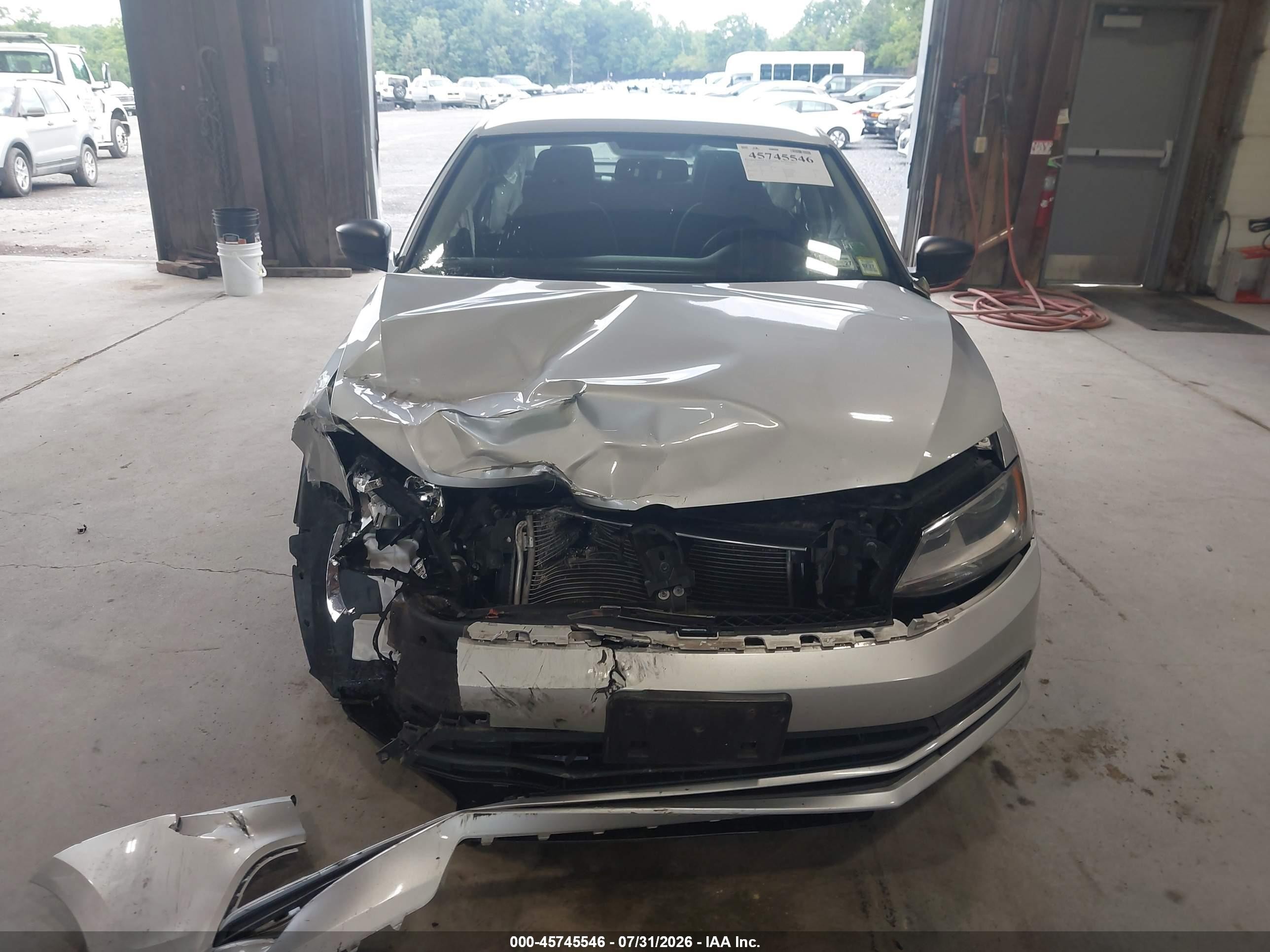 2015 Volkswagen Jetta 2.0l S Silver vin: 3VW2K7AJ0FM401604