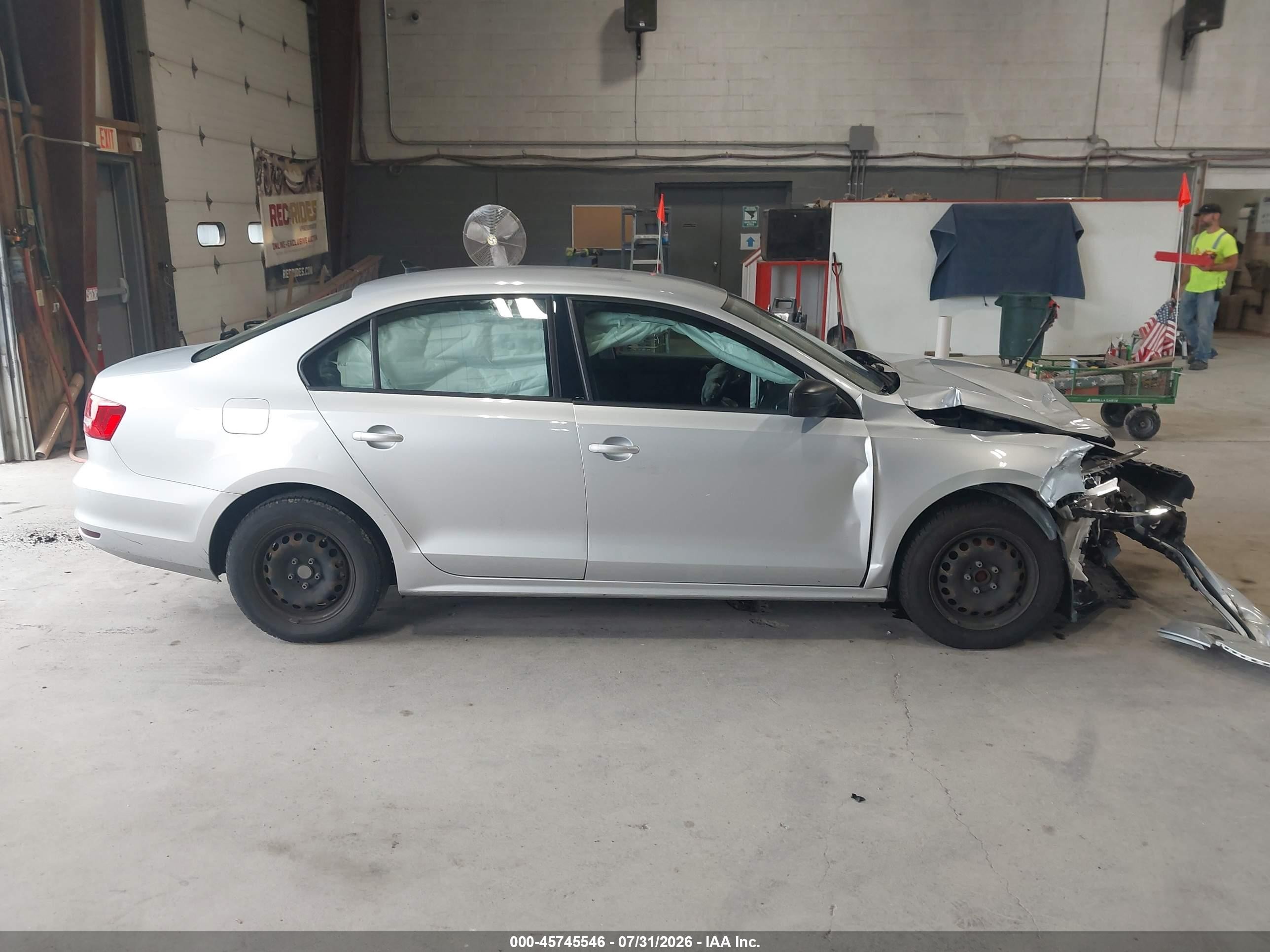 2015 Volkswagen Jetta 2.0l S Silver vin: 3VW2K7AJ0FM401604