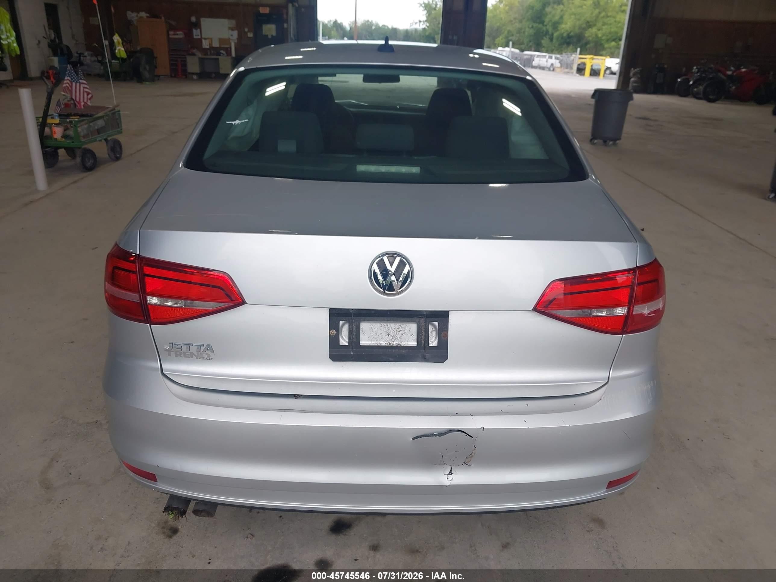 2015 Volkswagen Jetta 2.0l S Silver vin: 3VW2K7AJ0FM401604