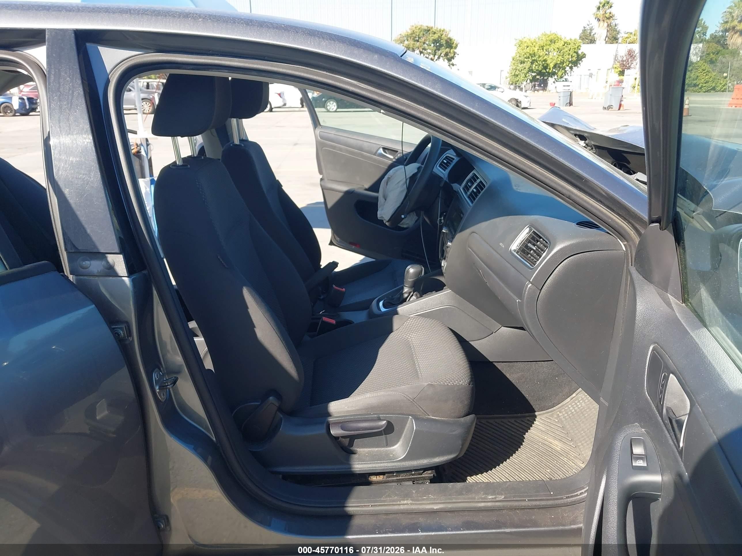 2011 Volkswagen Jetta 2.0l S Gray vin: 3VW2K7AJ1BM382846