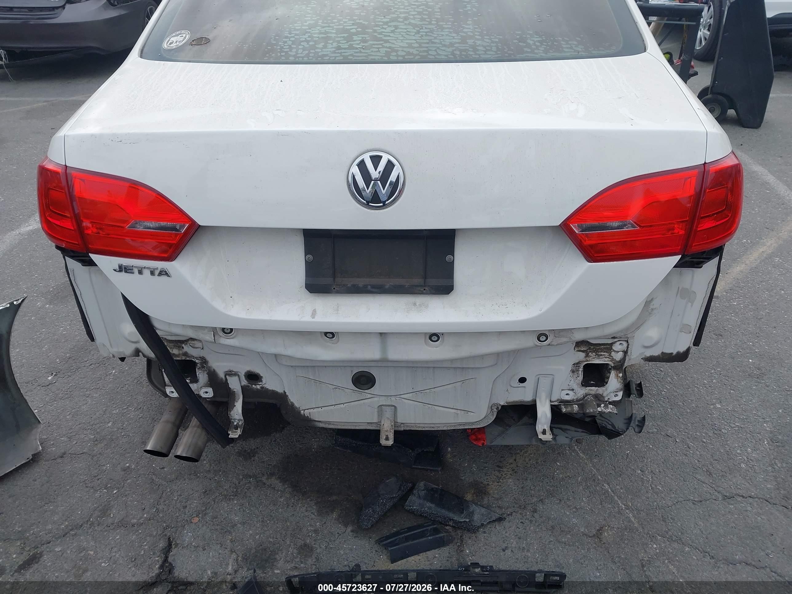 2012 Volkswagen Jetta 2.0l S White vin: 3VW2K7AJ1CM379222