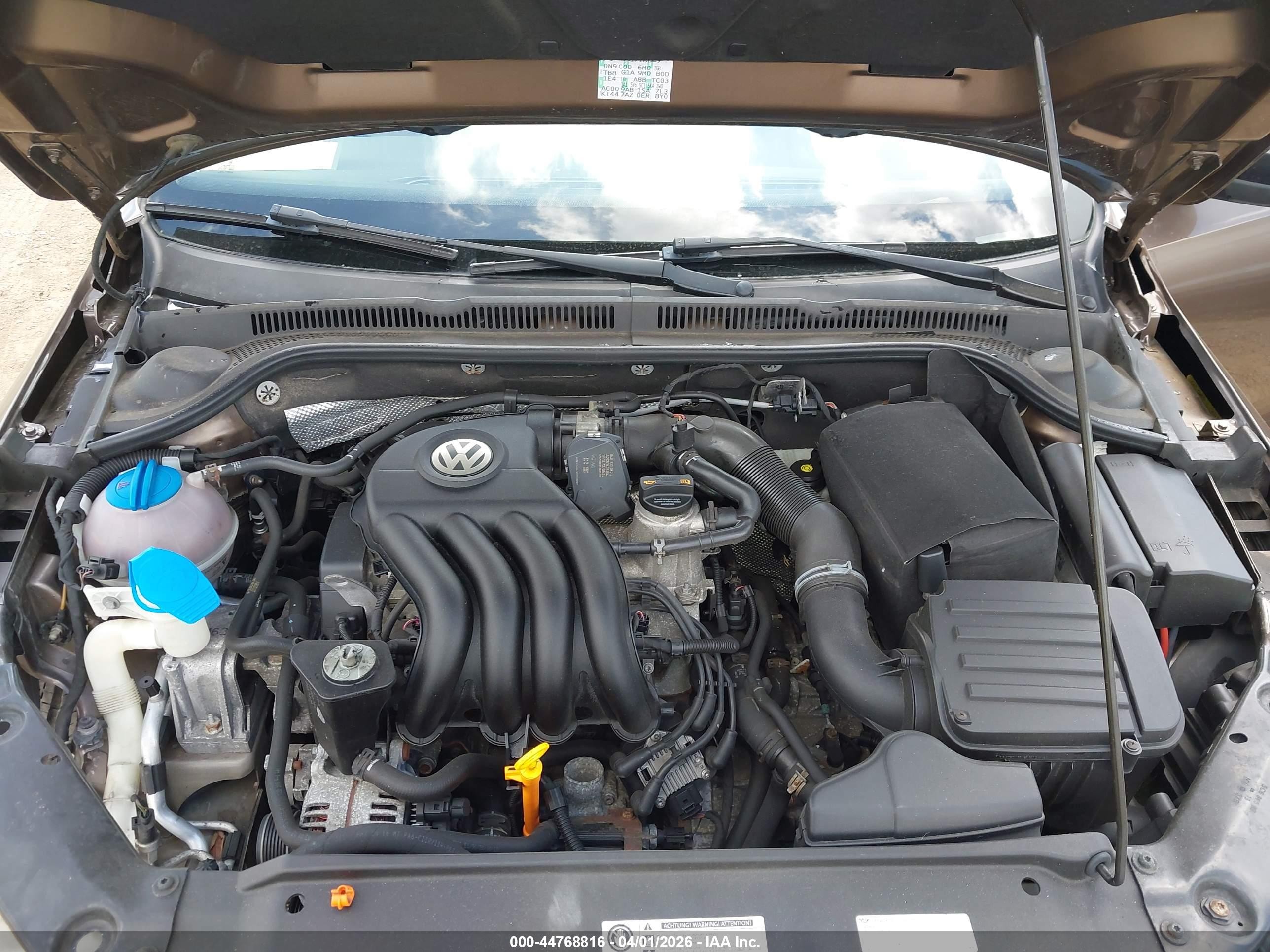 2013 Volkswagen Jetta 2.0l S Brown vin: 3VW2K7AJ1DM273855