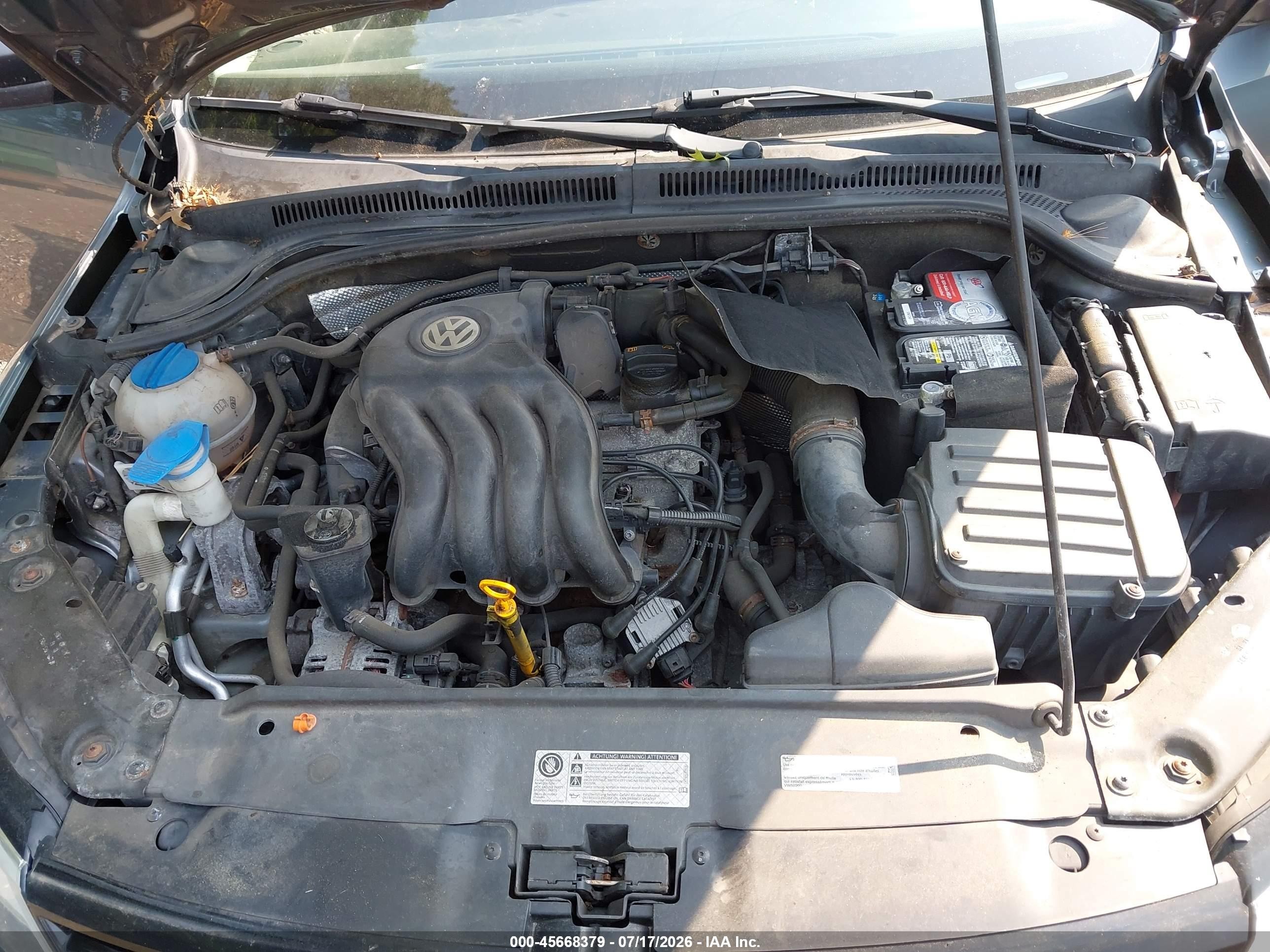 2013 Volkswagen Jetta 2.0l S Синий vin: 3VW2K7AJ1DM291630