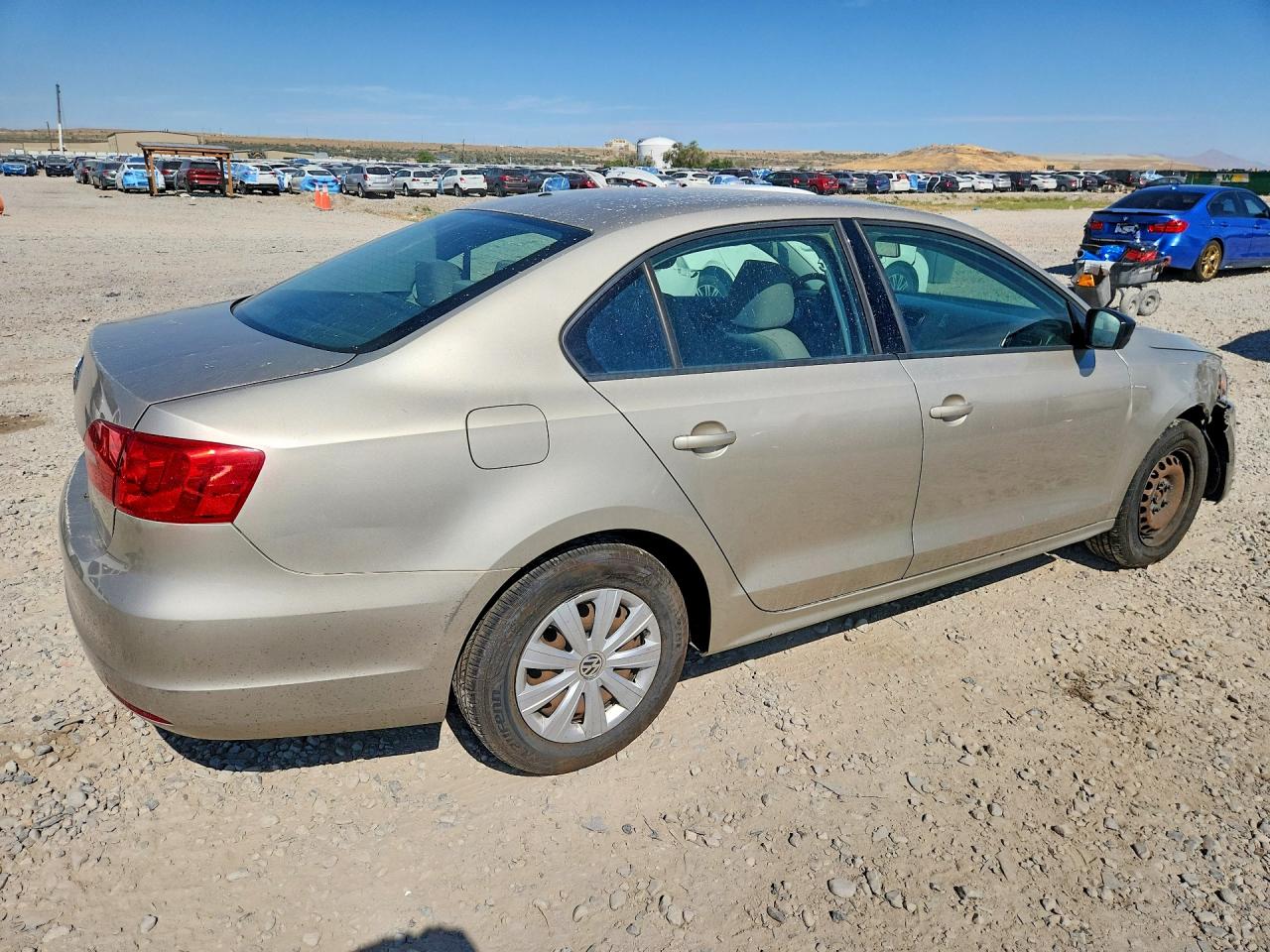 2014 Volkswagen Jetta Base Tan vin: 3VW2K7AJ1EM222874