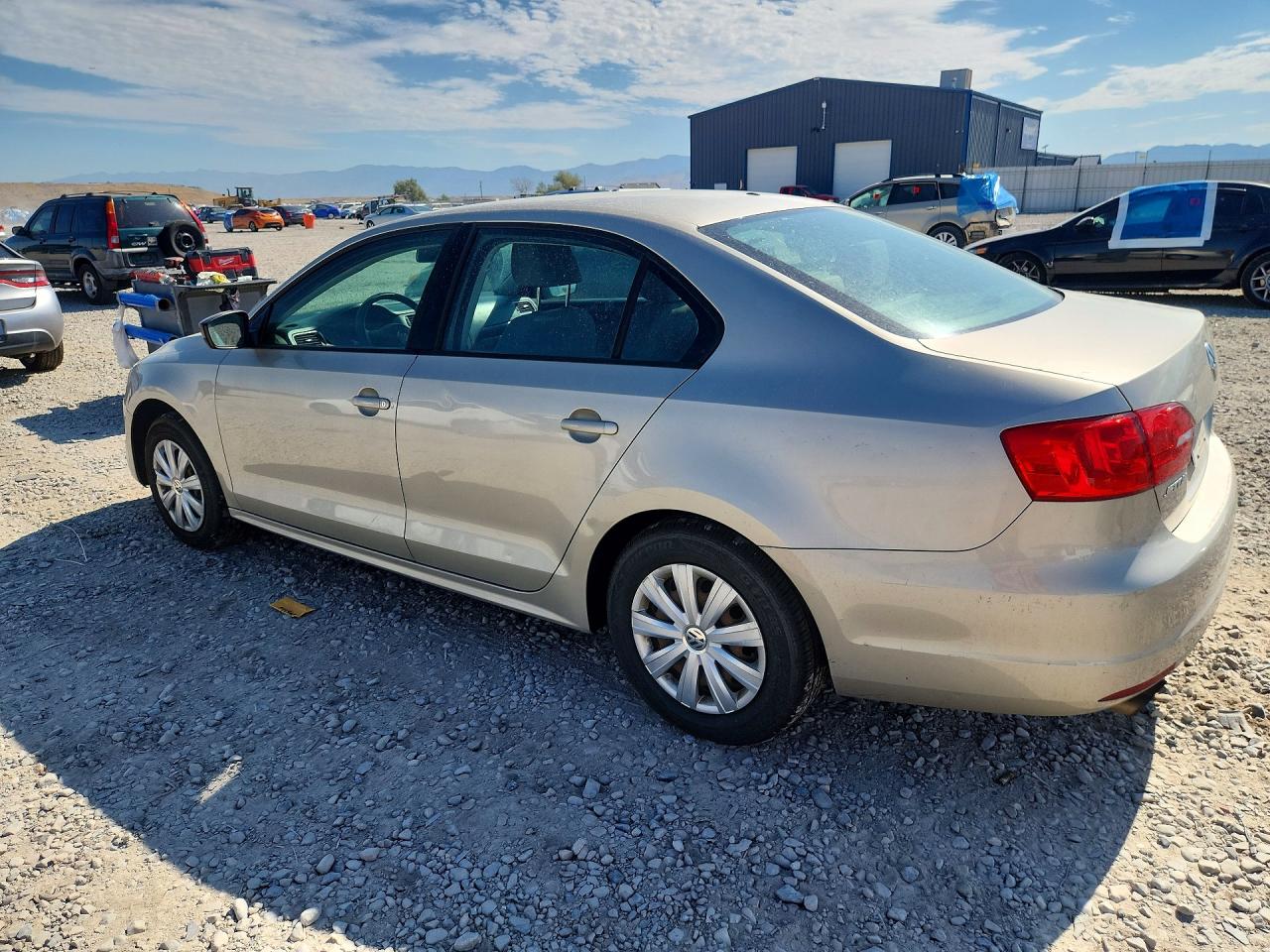 2014 Volkswagen Jetta Base Tan vin: 3VW2K7AJ1EM222874