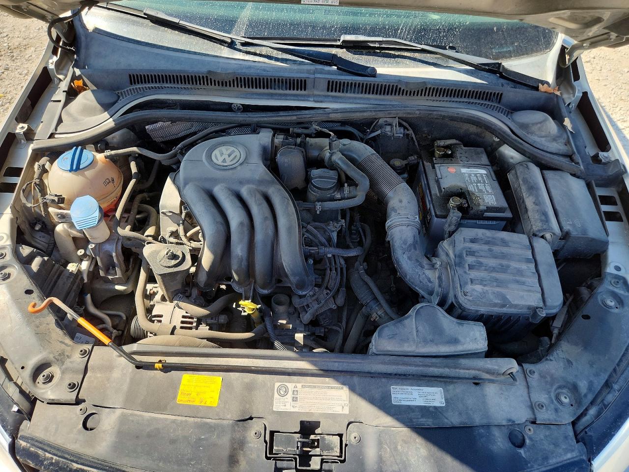 2014 Volkswagen Jetta Base Tan vin: 3VW2K7AJ1EM222874