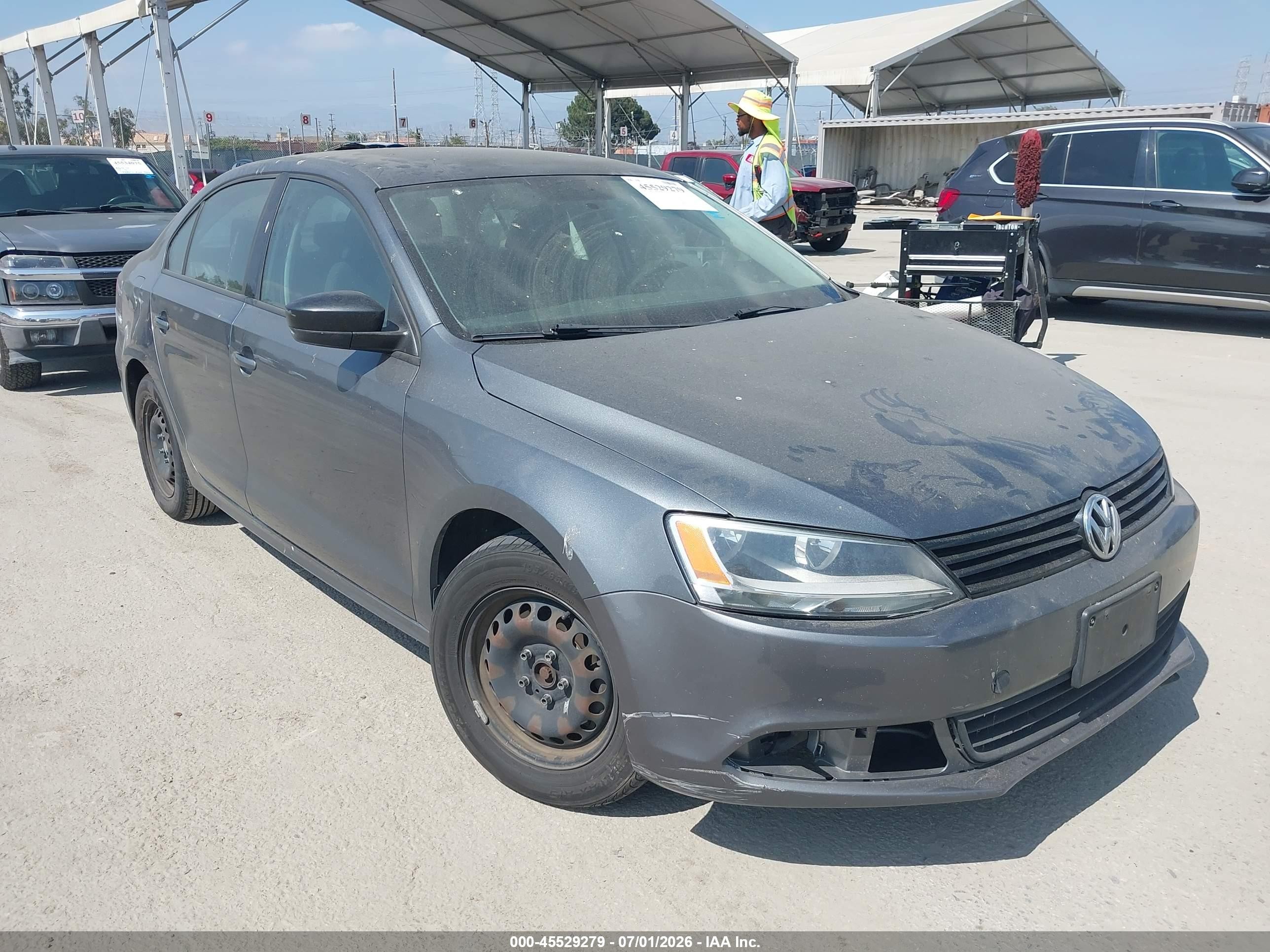 3VW2K7AJ1EM235267