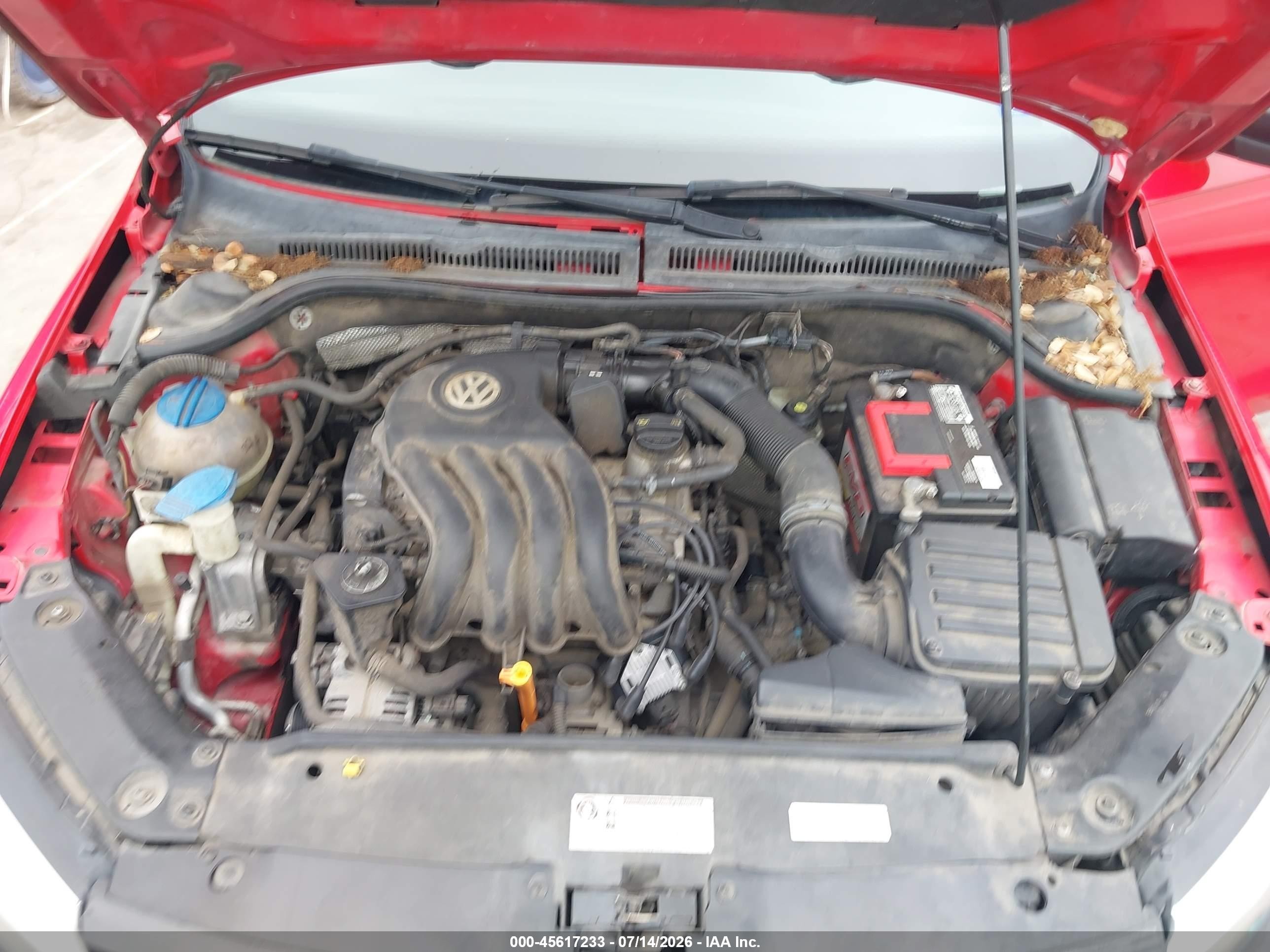 2014 Volkswagen Jetta 2.0l S Red vin: 3VW2K7AJ1EM362472
