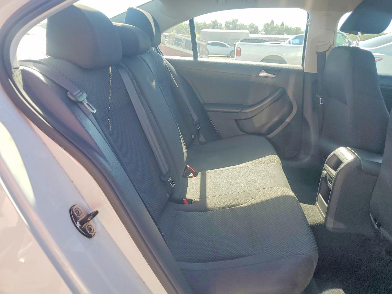 2014 Volkswagen Jetta Base Белый vin: 3VW2K7AJ1EM425750