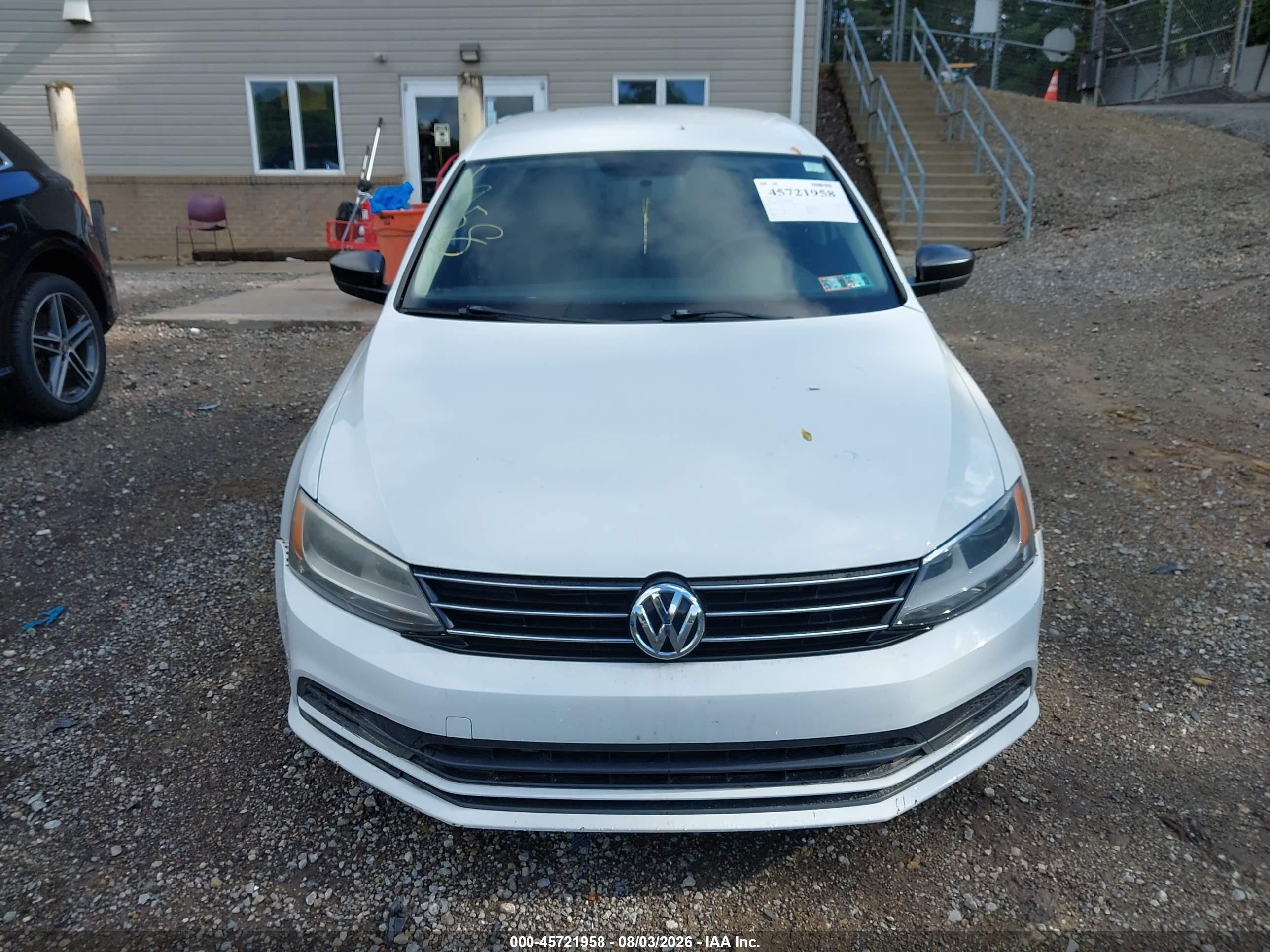 2015 Volkswagen Jetta 2.0l S White vin: 3VW2K7AJ1FM296698