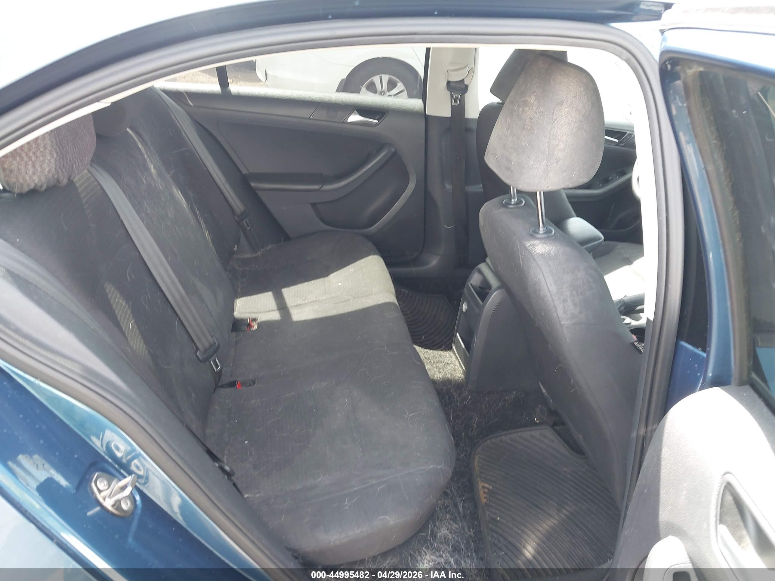 2015 Volkswagen Jetta 2.0l S Синий vin: 3VW2K7AJ1FM357516