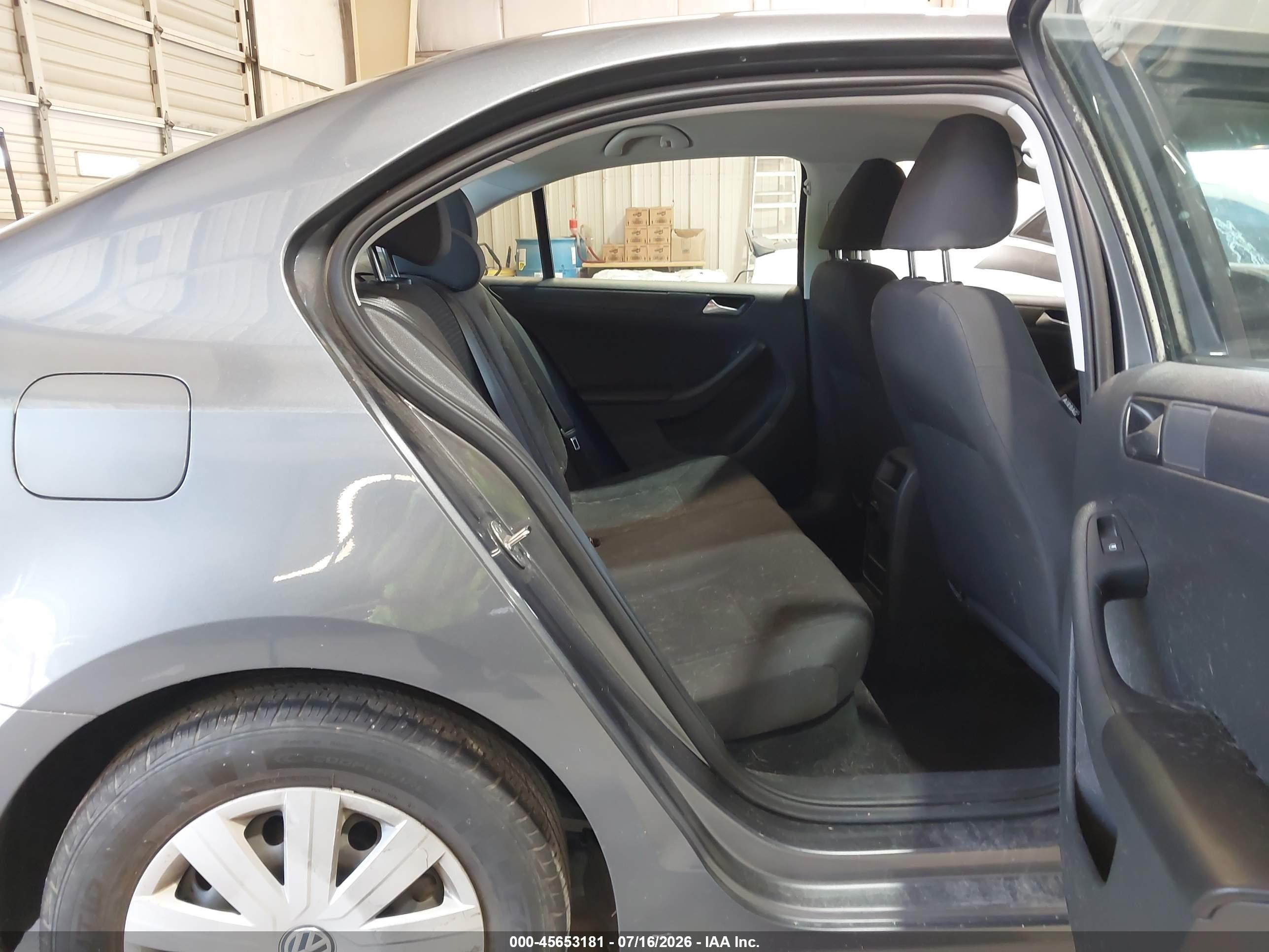 2015 Volkswagen Jetta 2.0l S Gray vin: 3VW2K7AJ1FM402146