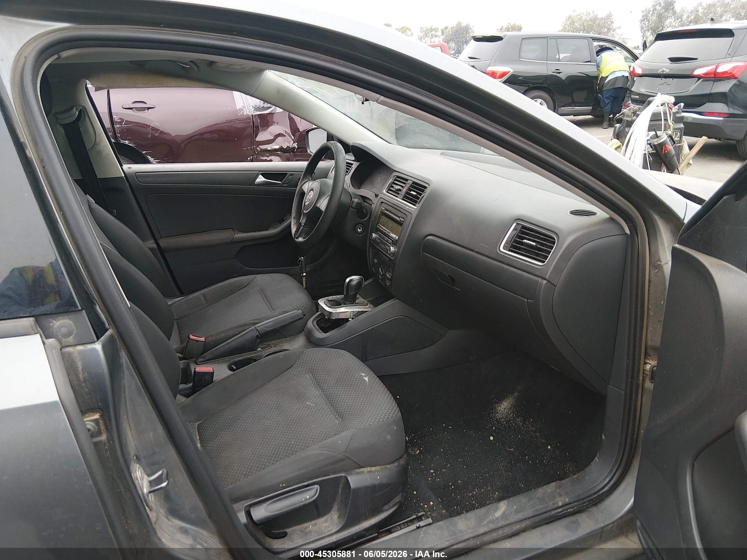 2011 Volkswagen Jetta 2.0l S Gray vin: 3VW2K7AJ2BM059356