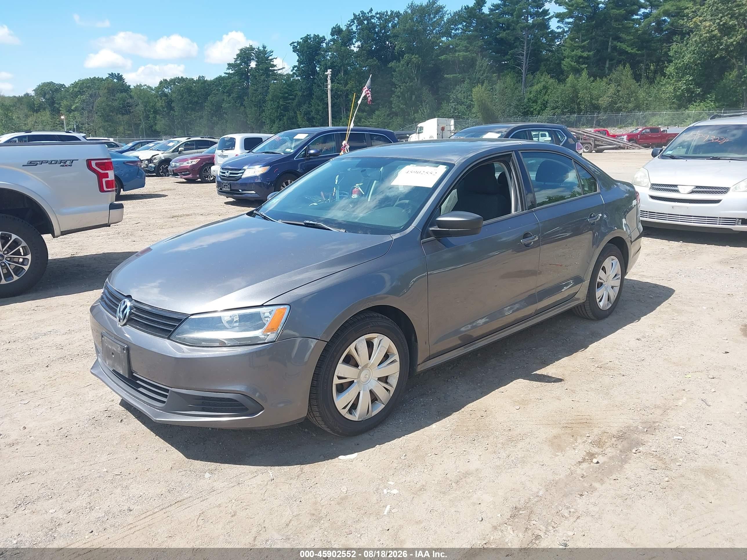2011 Volkswagen Jetta 2.0l S Gray vin: 3VW2K7AJ2BM118549