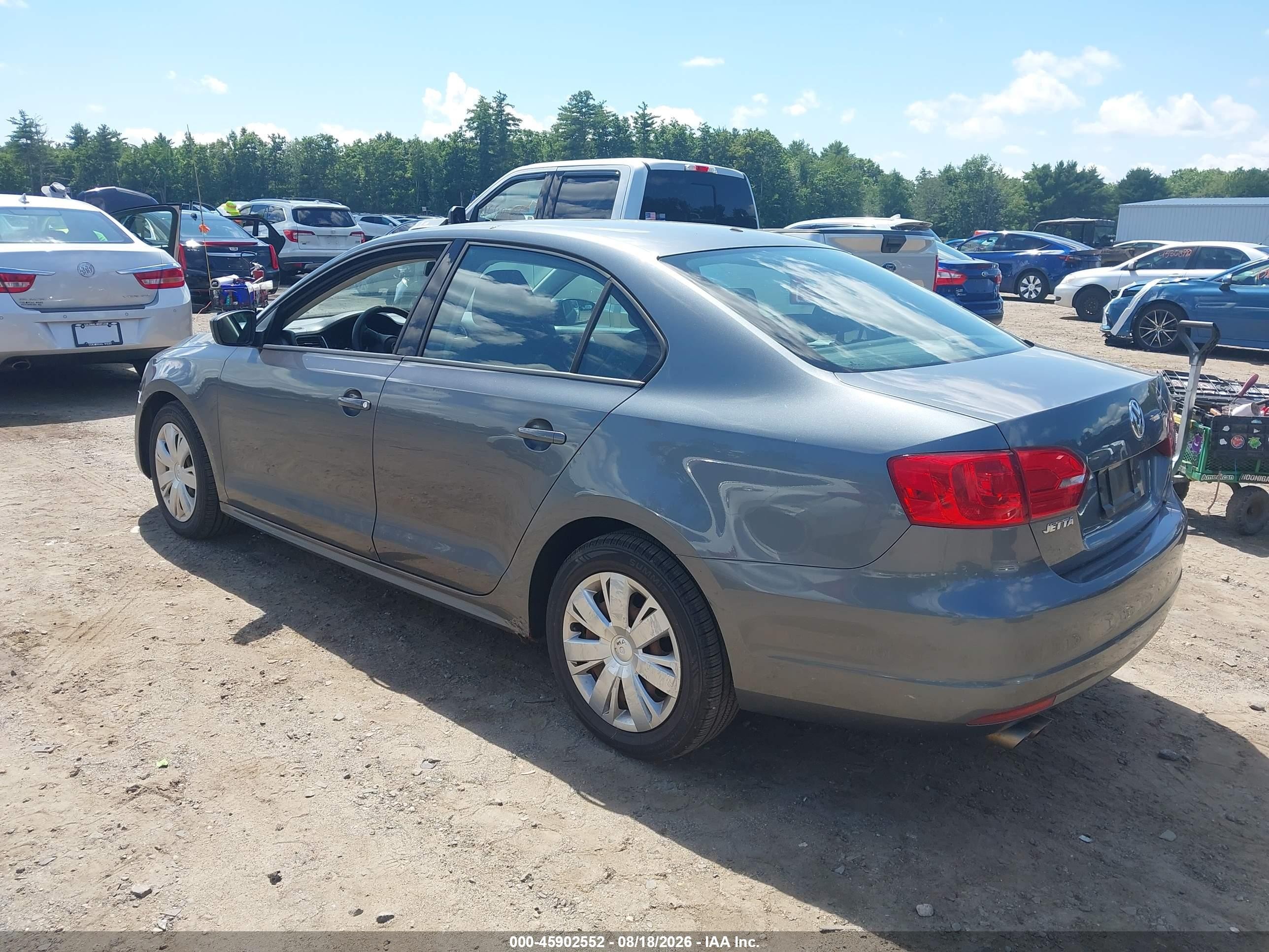 2011 Volkswagen Jetta 2.0l S Gray vin: 3VW2K7AJ2BM118549