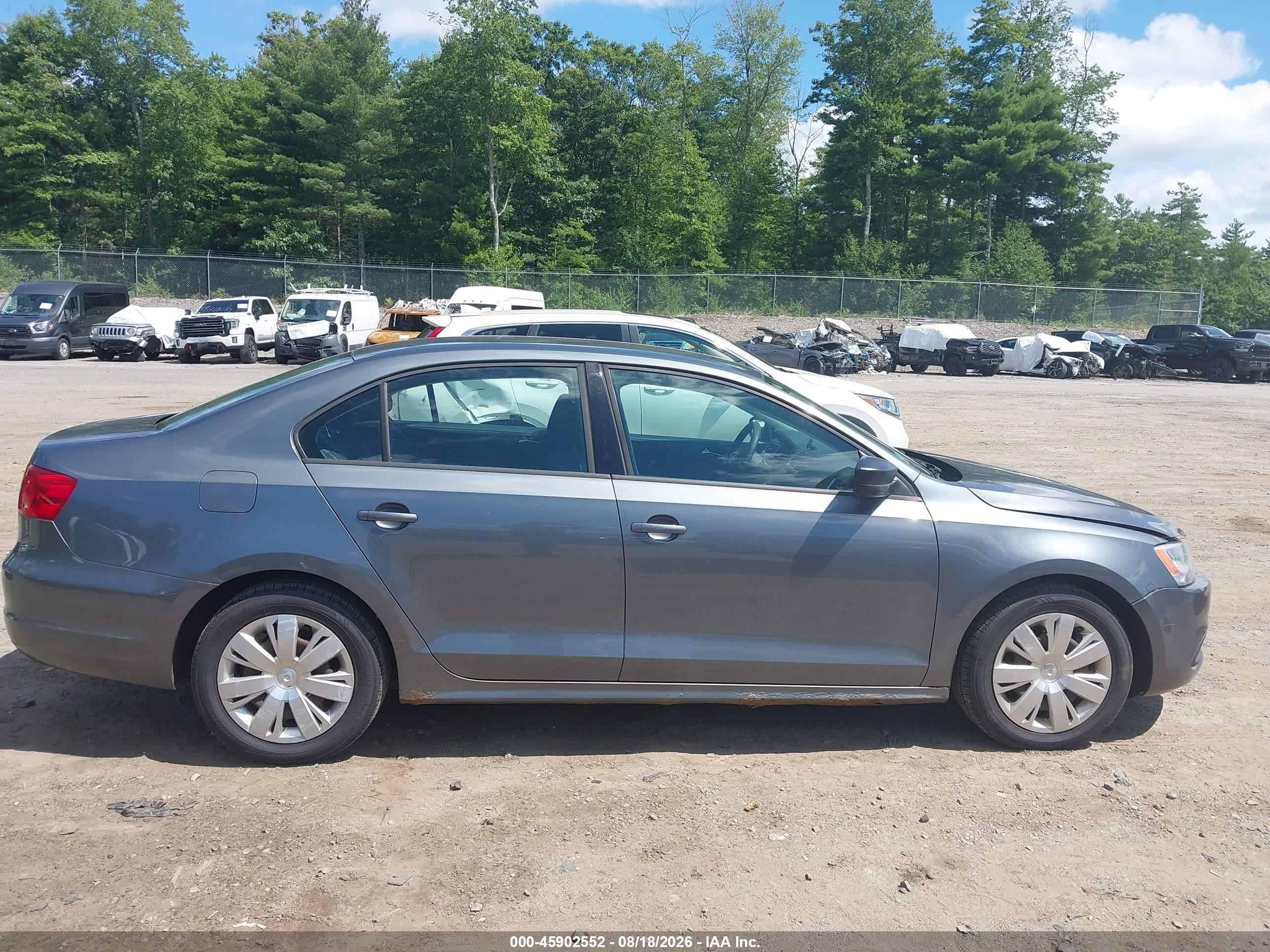 2011 Volkswagen Jetta 2.0l S Gray vin: 3VW2K7AJ2BM118549