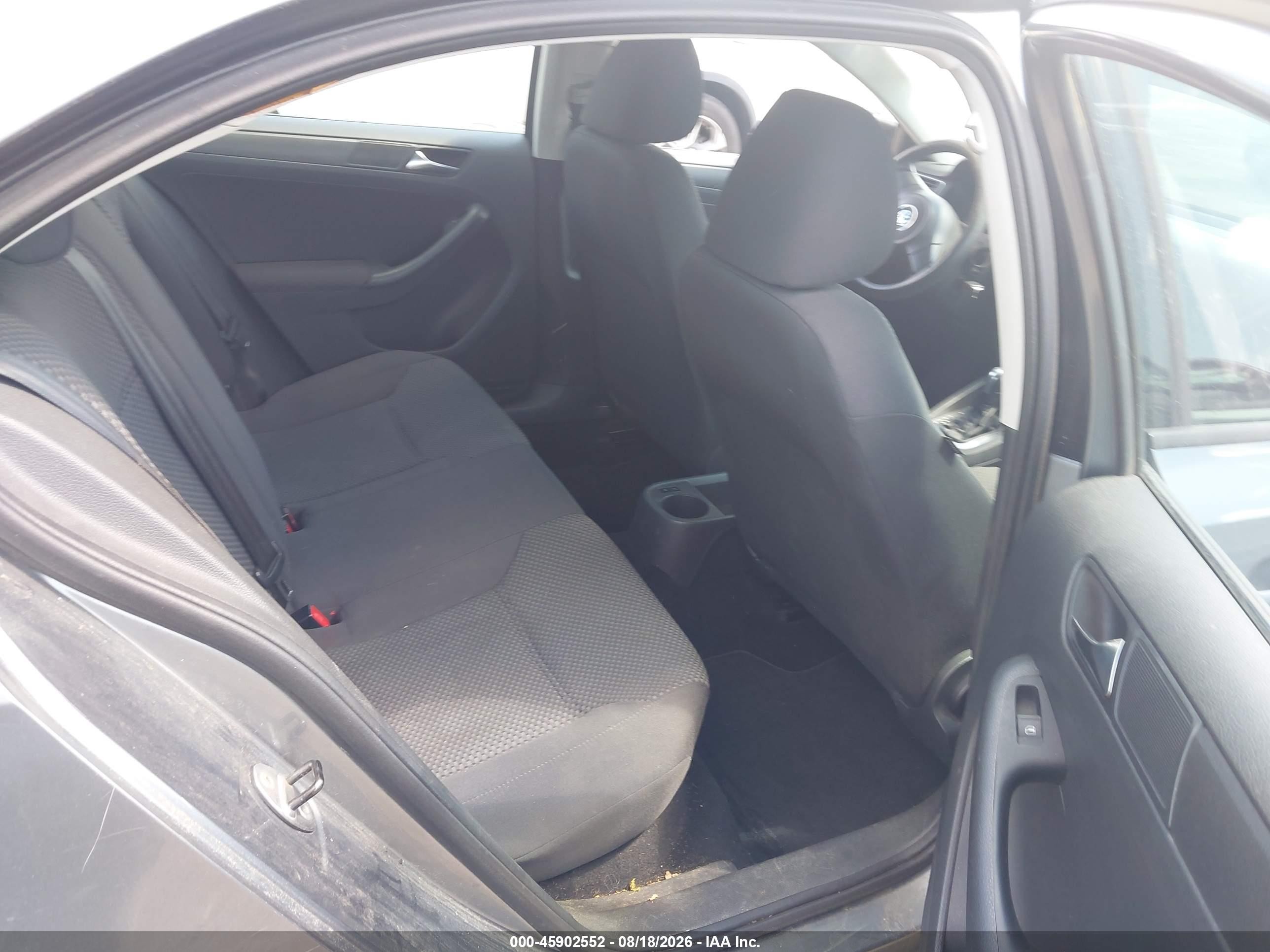 2011 Volkswagen Jetta 2.0l S Gray vin: 3VW2K7AJ2BM118549