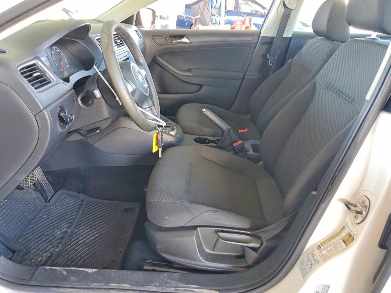2011 Volkswagen Jetta Base White vin: 3VW2K7AJ2BM374464