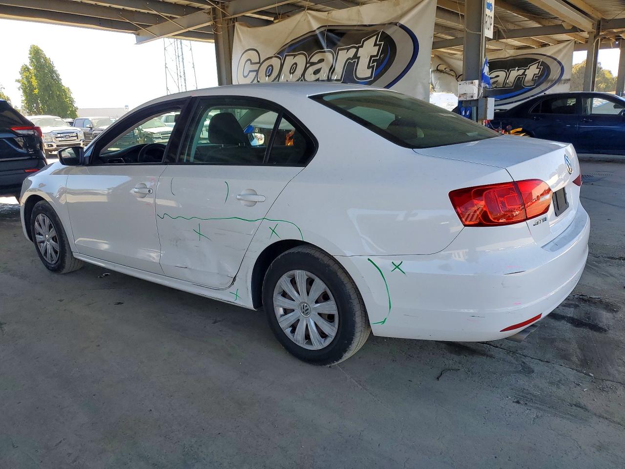 2011 Volkswagen Jetta Base White vin: 3VW2K7AJ2BM374464