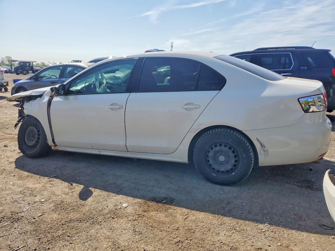 2013 Volkswagen Jetta Base White vin: 3VW2K7AJ2DM385905