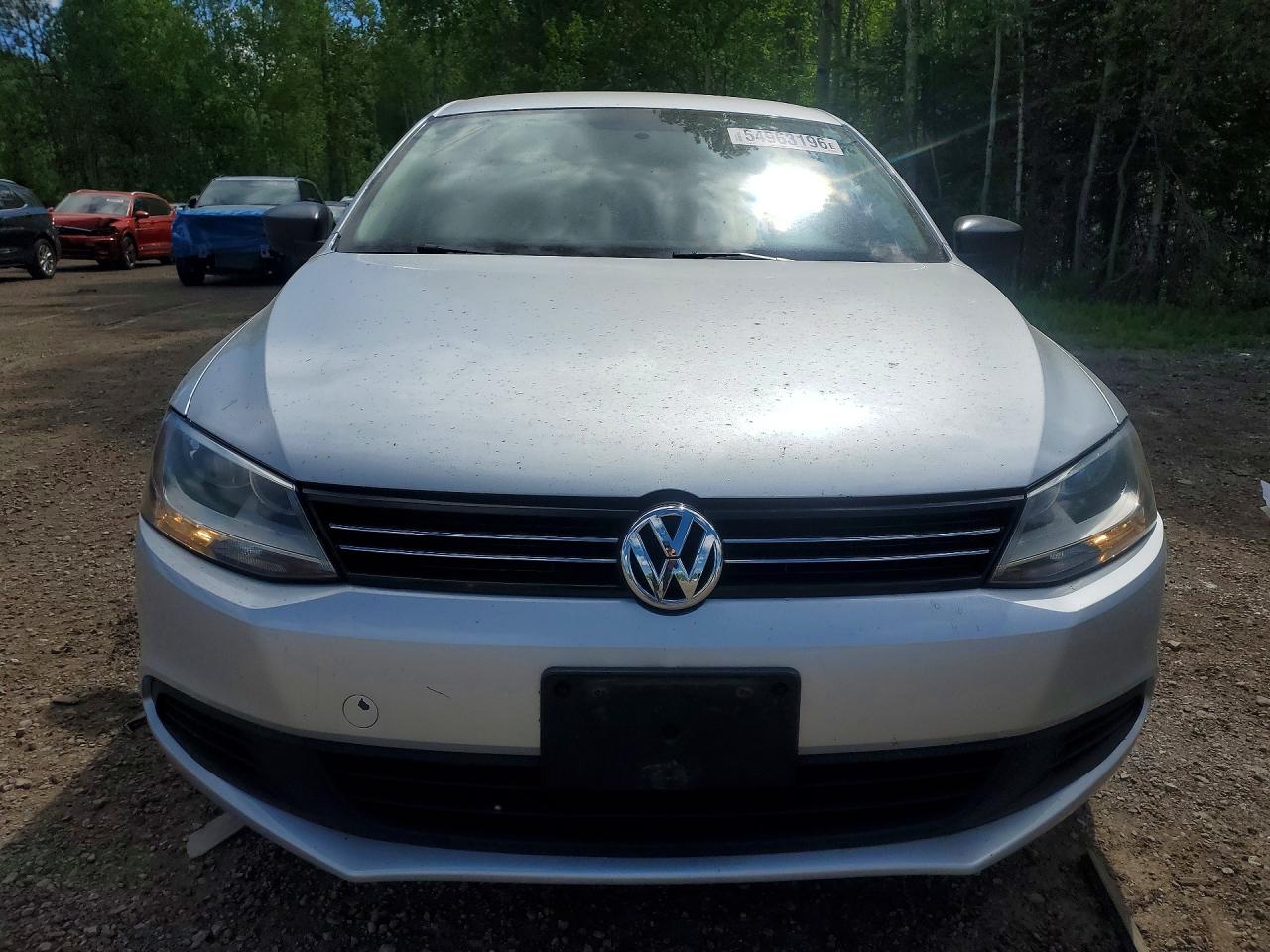 2013 Volkswagen Jetta Base Серебряный vin: 3VW2K7AJ2DM451756