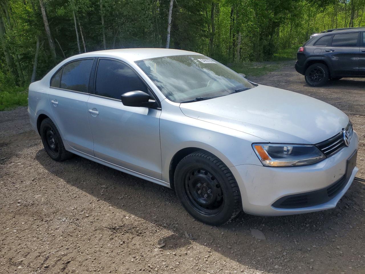 2013 Volkswagen Jetta Base Серебряный vin: 3VW2K7AJ2DM451756